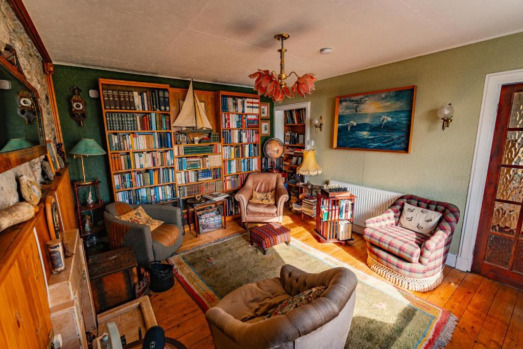 Garvault House bedroom