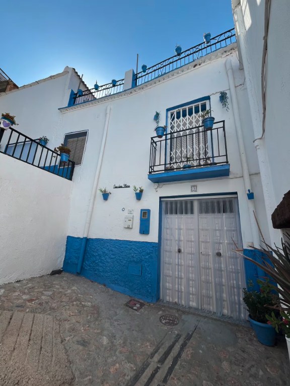 Cherín guest house