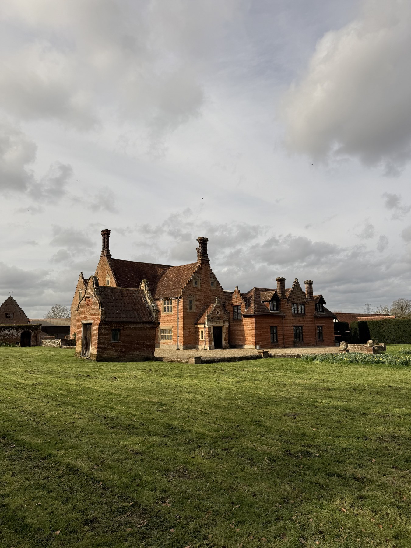 Gowthorpe Manor grounds